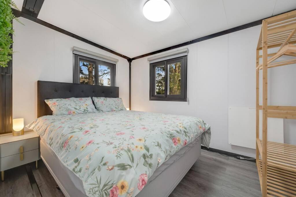 2 Bedrooms Cabin 5 Min To Pukekohe Town Centre Exterior photo